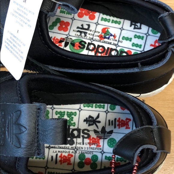 Adidas Superstar Slip on Women’s CNY sz 7.5 - Picture 8 of 8